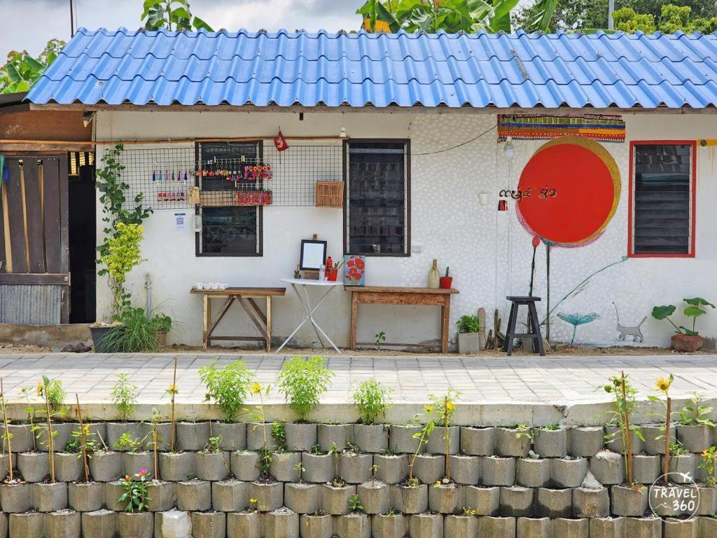Born Guest House Chiang Mai Exteriör bild