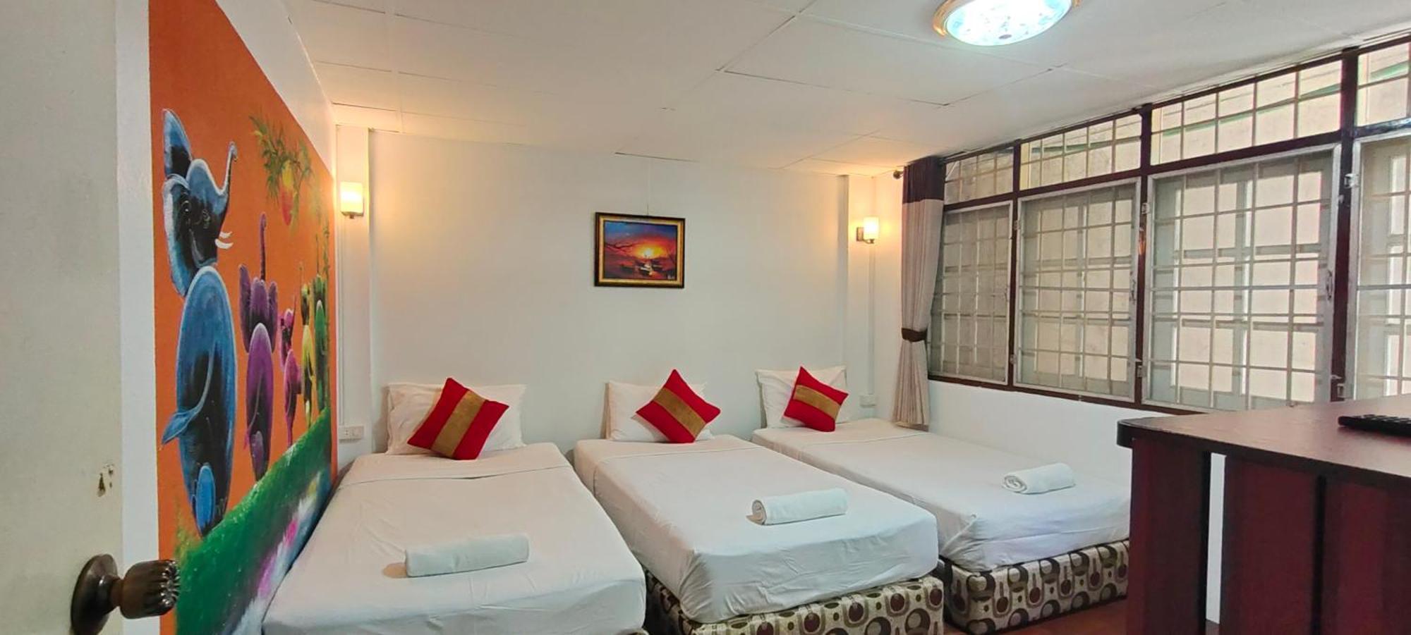 Born Guest House Chiang Mai Exteriör bild