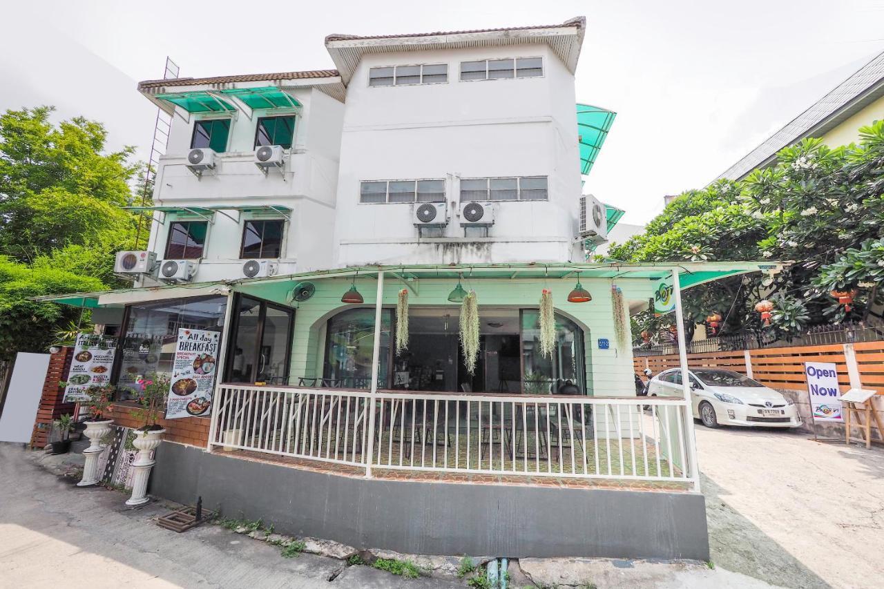 Born Guest House Chiang Mai Exteriör bild